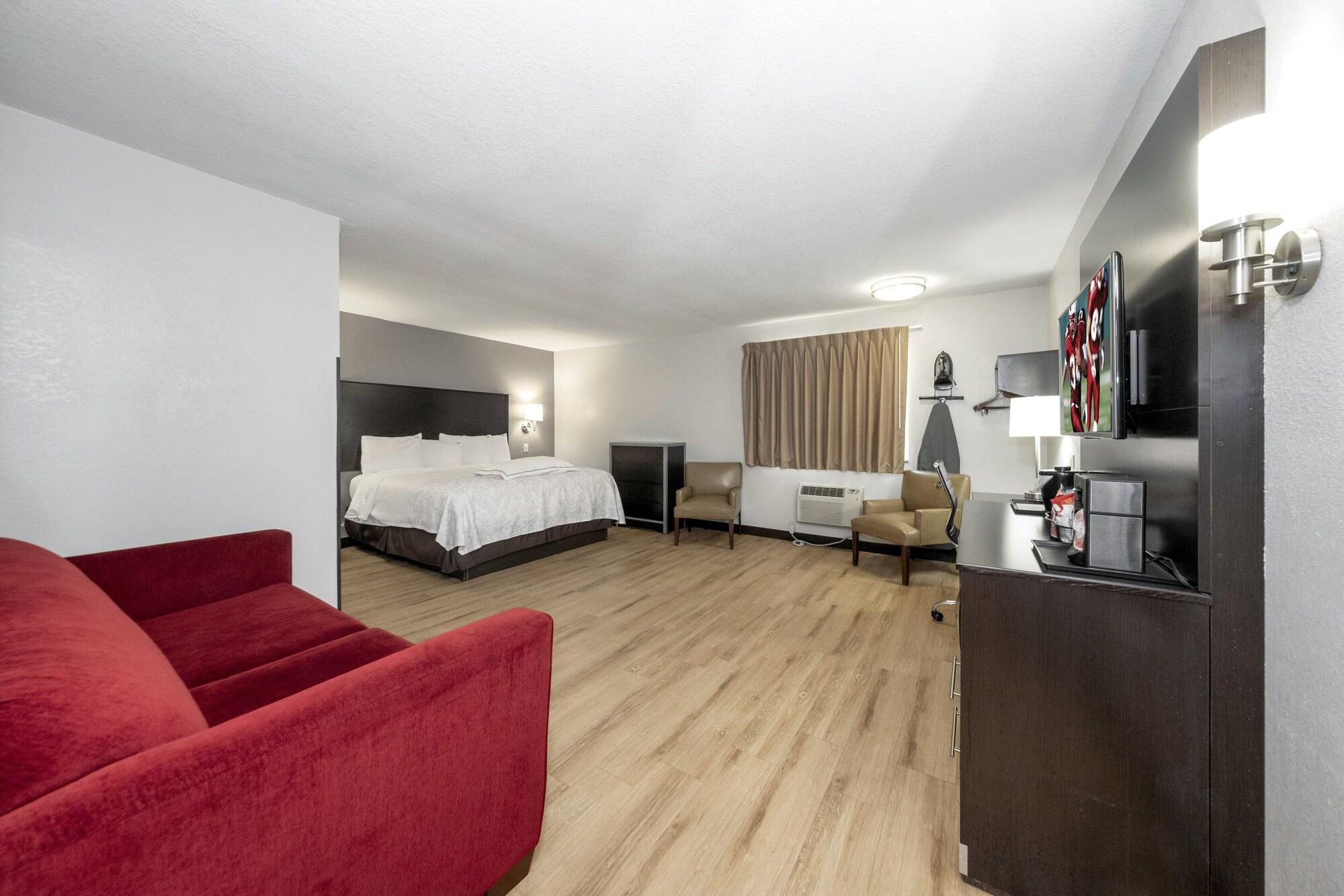 Red Roof Inn Plus+ Huntsville Εξωτερικό φωτογραφία