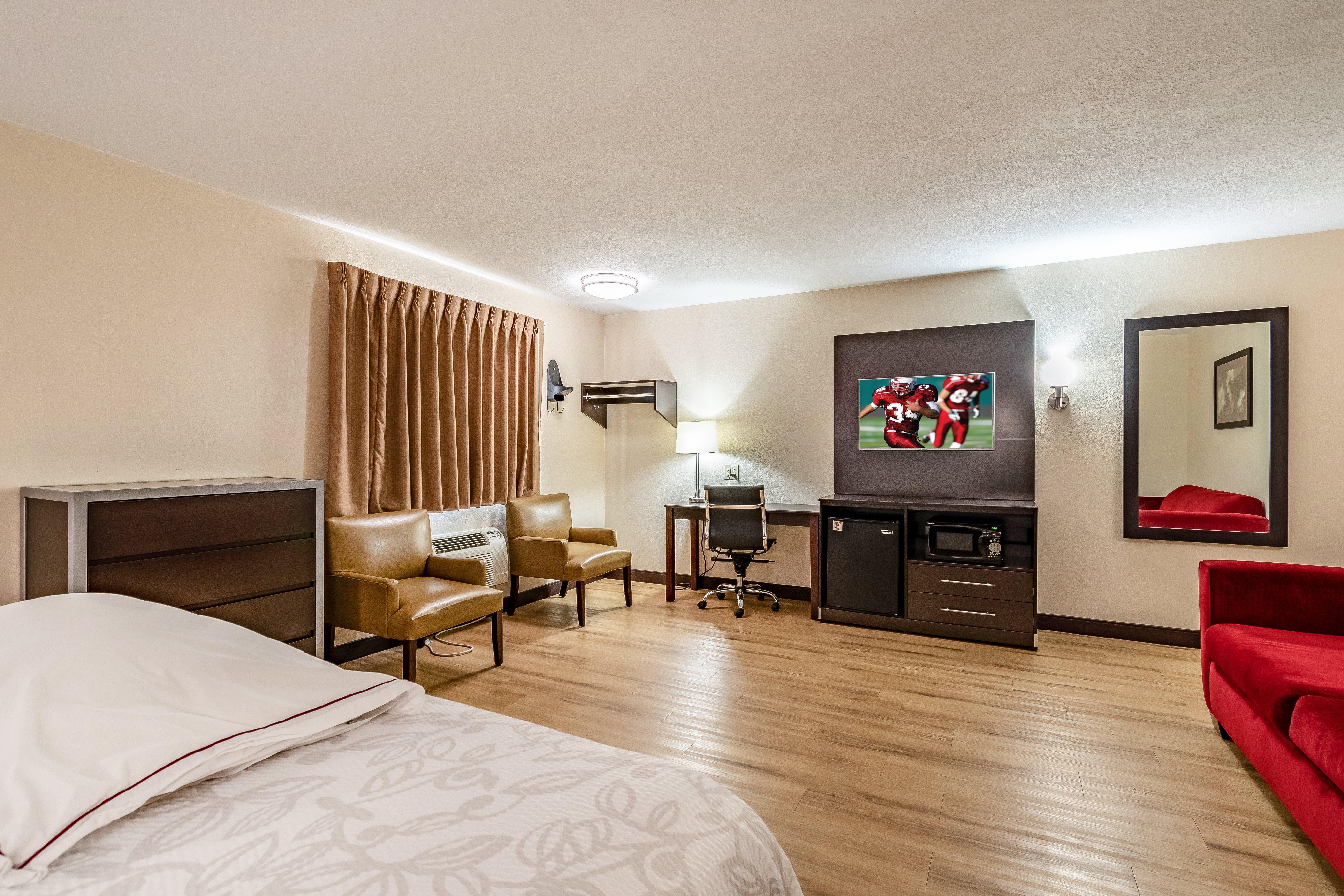 Red Roof Inn Plus+ Huntsville Εξωτερικό φωτογραφία
