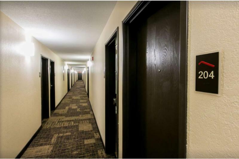 Red Roof Inn Plus+ Huntsville Εξωτερικό φωτογραφία